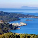 Evasion Ensoleillée île De Porquerolles Superbe T3