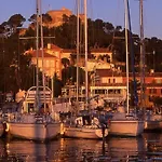 Evasion Ensoleillée île De Porquerolles Superbe T3