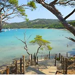 Evasion Ensoleillée île De Porquerolles Superbe T3