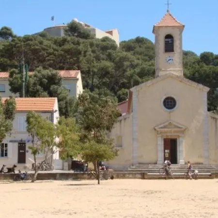 Evasion Ensoleillee Ile De Porquerolles Superbe T3 Hyères