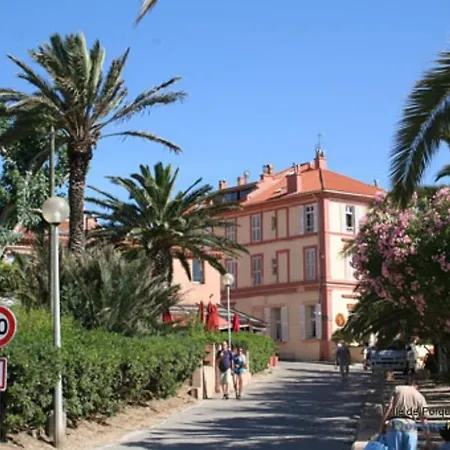 Evasion Ensoleillee Ile De Porquerolles Superbe T3