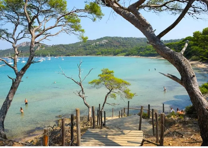 Evasion Ensoleillee Ile De Porquerolles Superbe T3