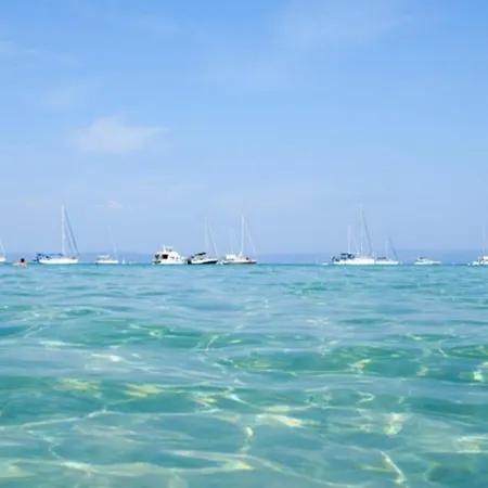 Evasion Ensoleillee Ile De Porquerolles Superbe T3 Apartamento