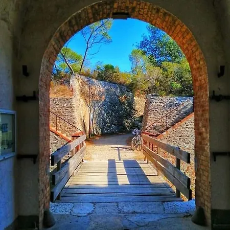 Evasion Ensoleillee Ile De Porquerolles Superbe T3 Apartament