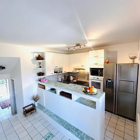 Apartament Evasion Ensoleillee Ile De Porquerolles Superbe T3 *