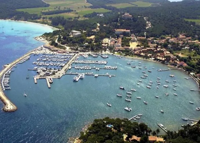 Evasion Ensoleillee Ile De Porquerolles Superbe T3 דירה *